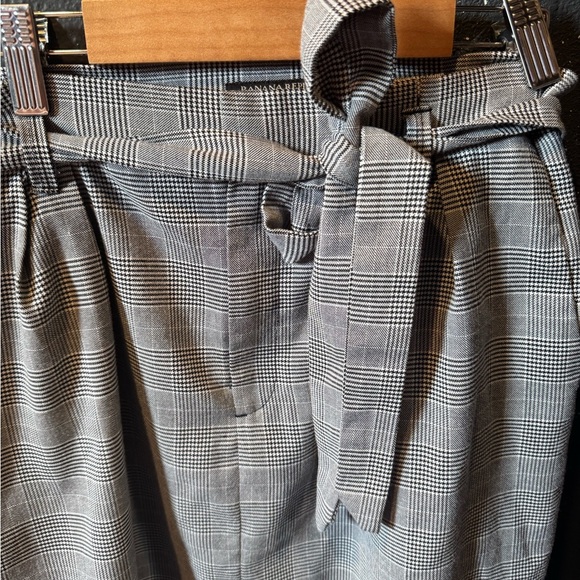 Banana Republic Gray Pencil Skirt with Tie Front - Picture 2 of 4